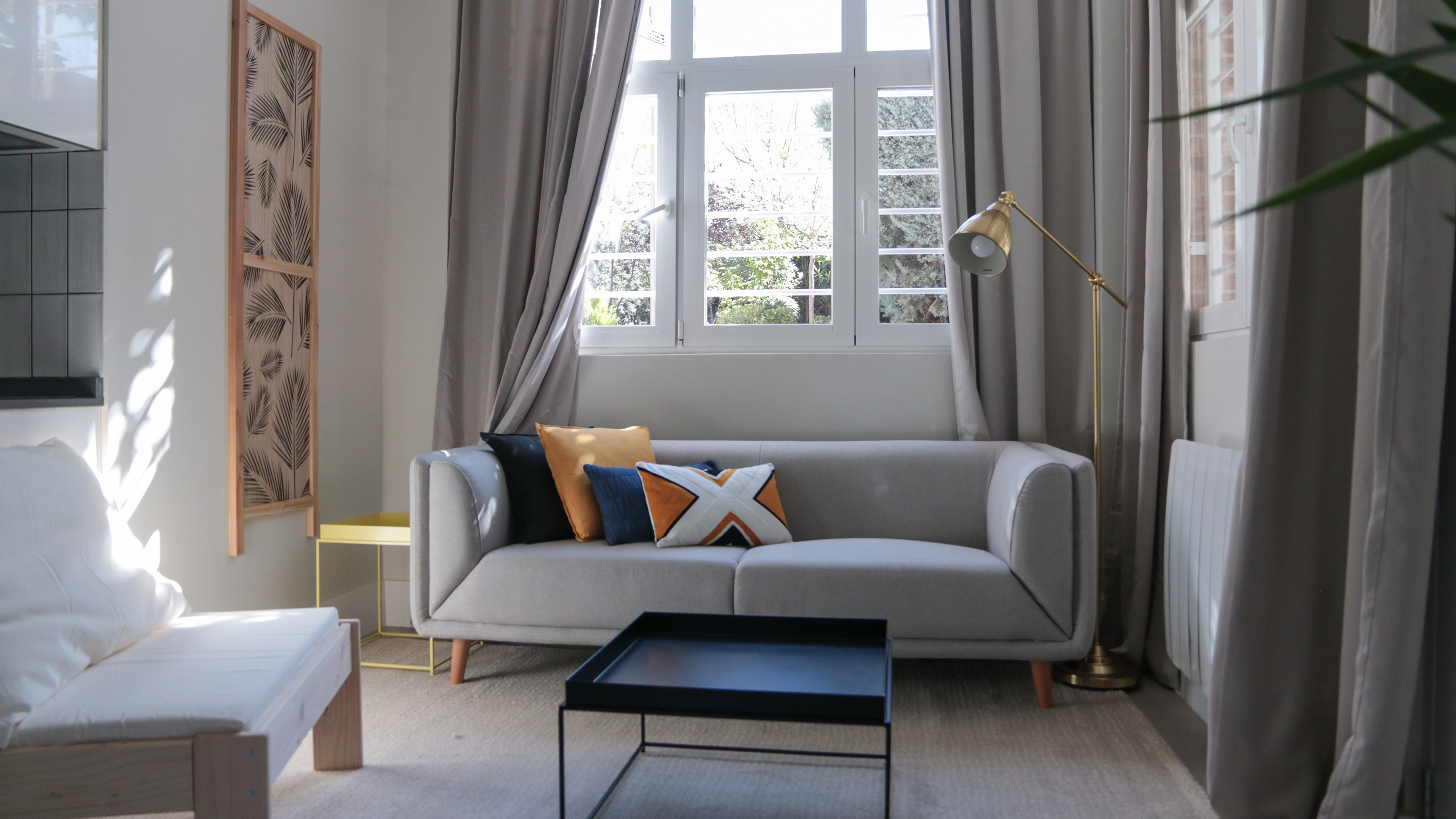 Lamentable imagen de local en obras con todo a medio construir