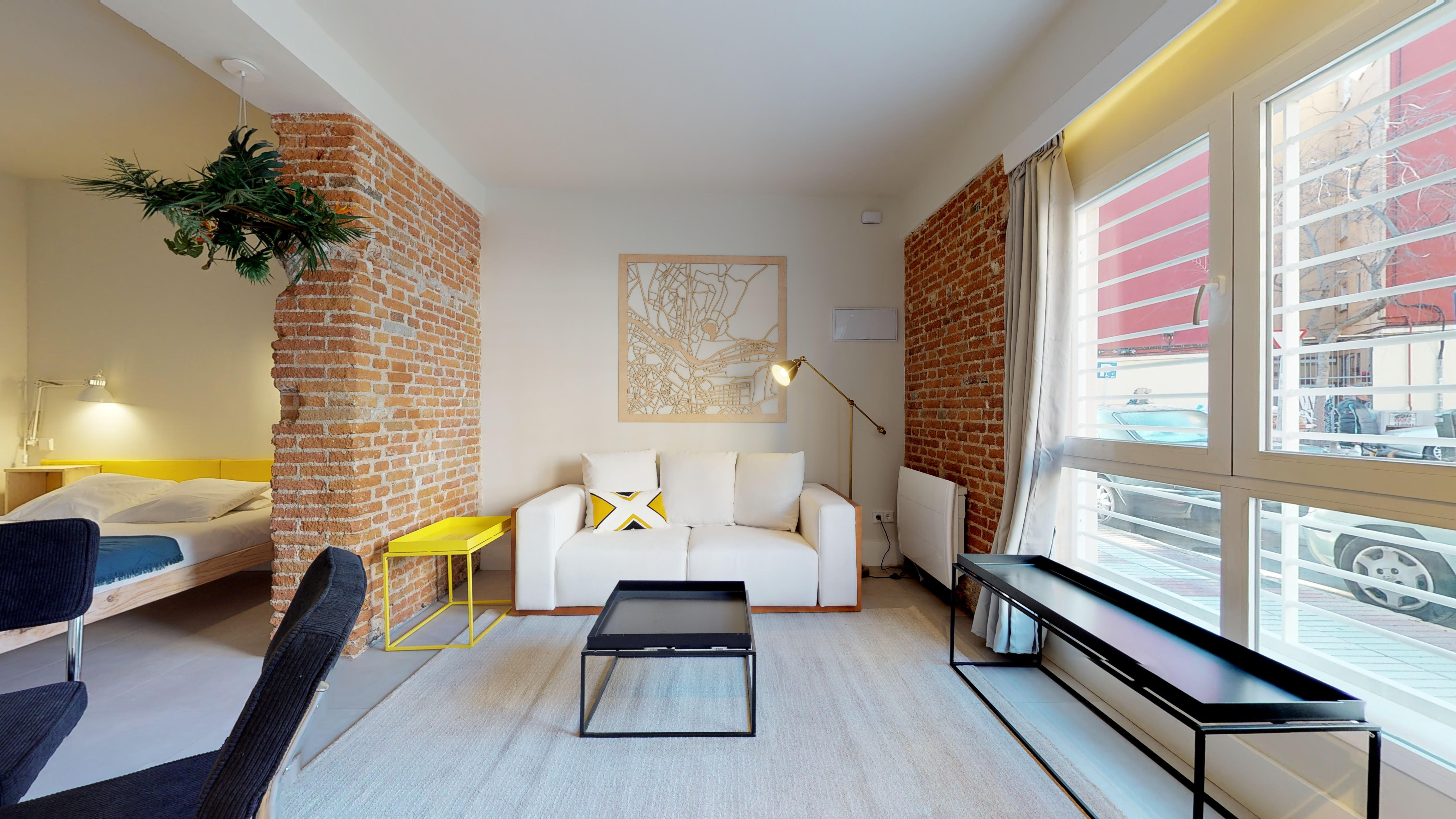 Calle Zuera, 28037 Madrid- foto 1