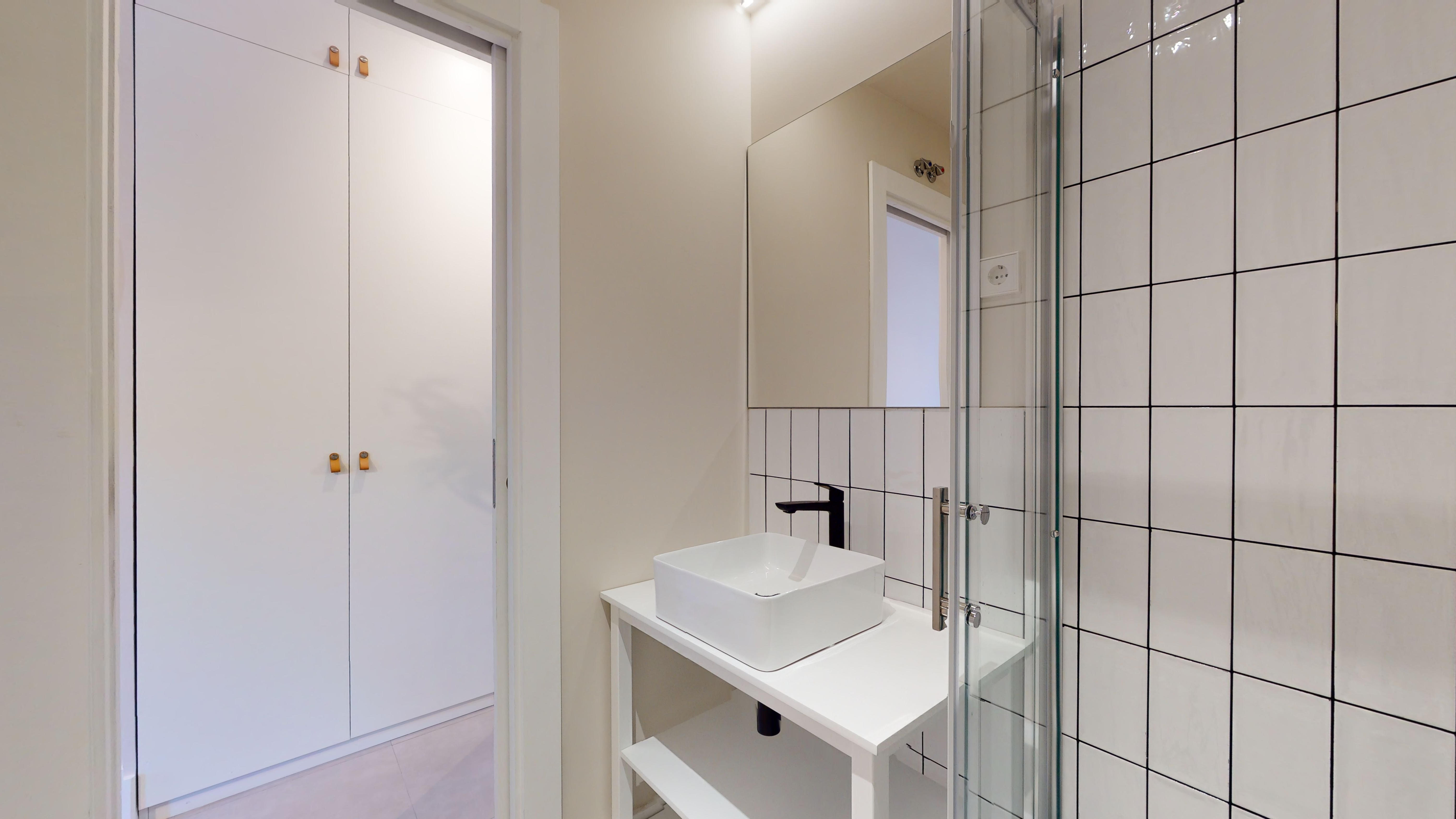 Puerto Real, 28043 Madrid- foto 3